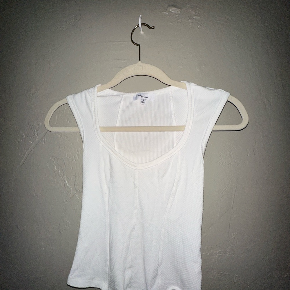 Elegant White Ribbed Tank Top